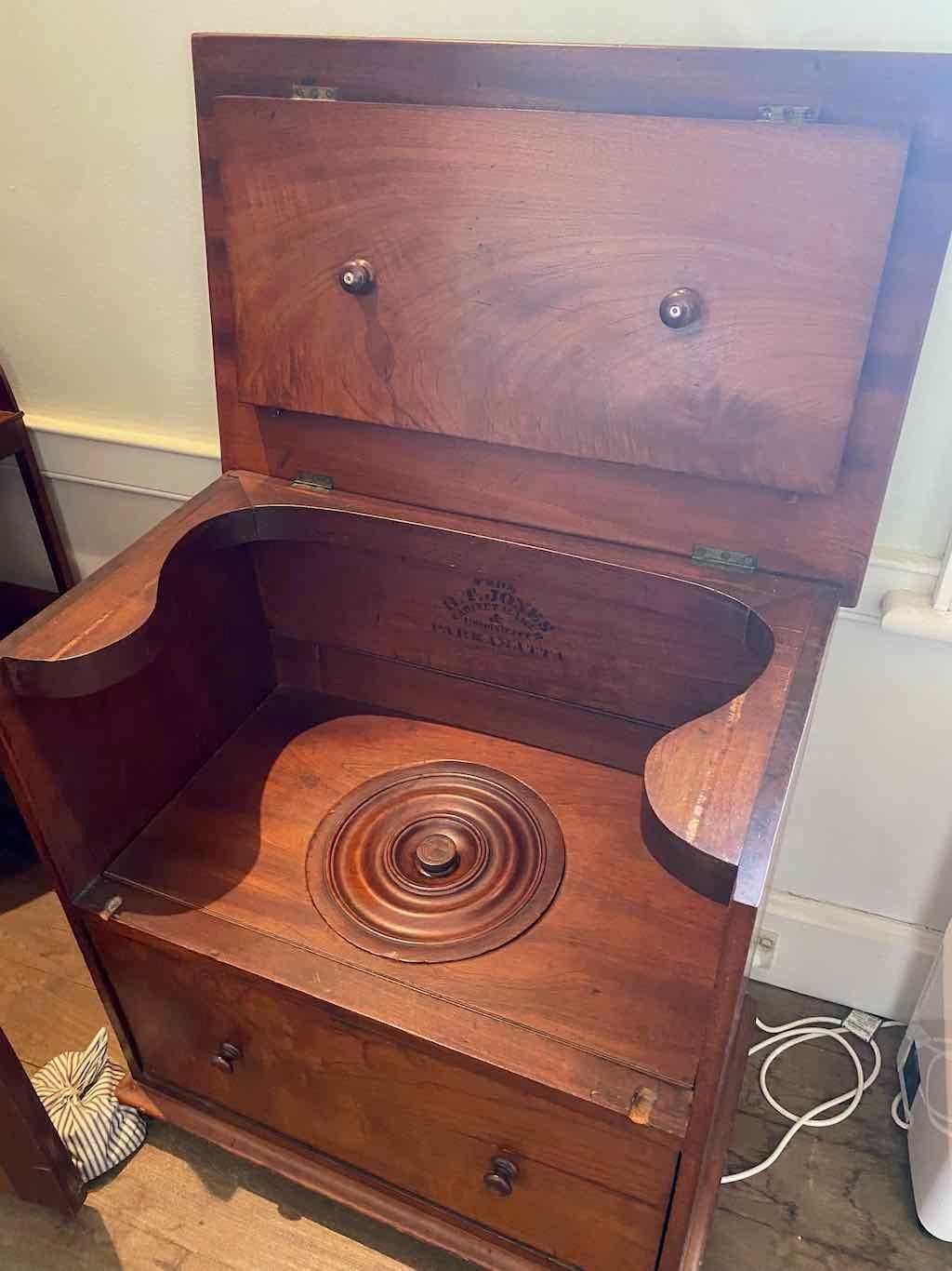 Government House Public Day Tour : 17th April 2026 Image -69e2da3ee9e3a