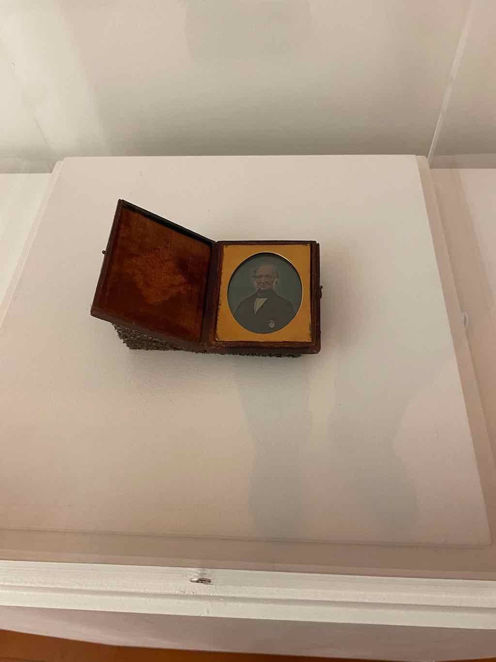 Government House Public Day Tour : 17th April 2026 Image -69e2da3f9dcfd