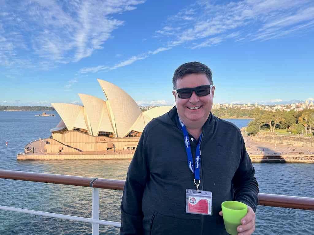 June 2026 : 10 Day Carinval Cruise - Cairns , Arlie Beach & Moreton Bay Island Image -6a54ae216a1e1