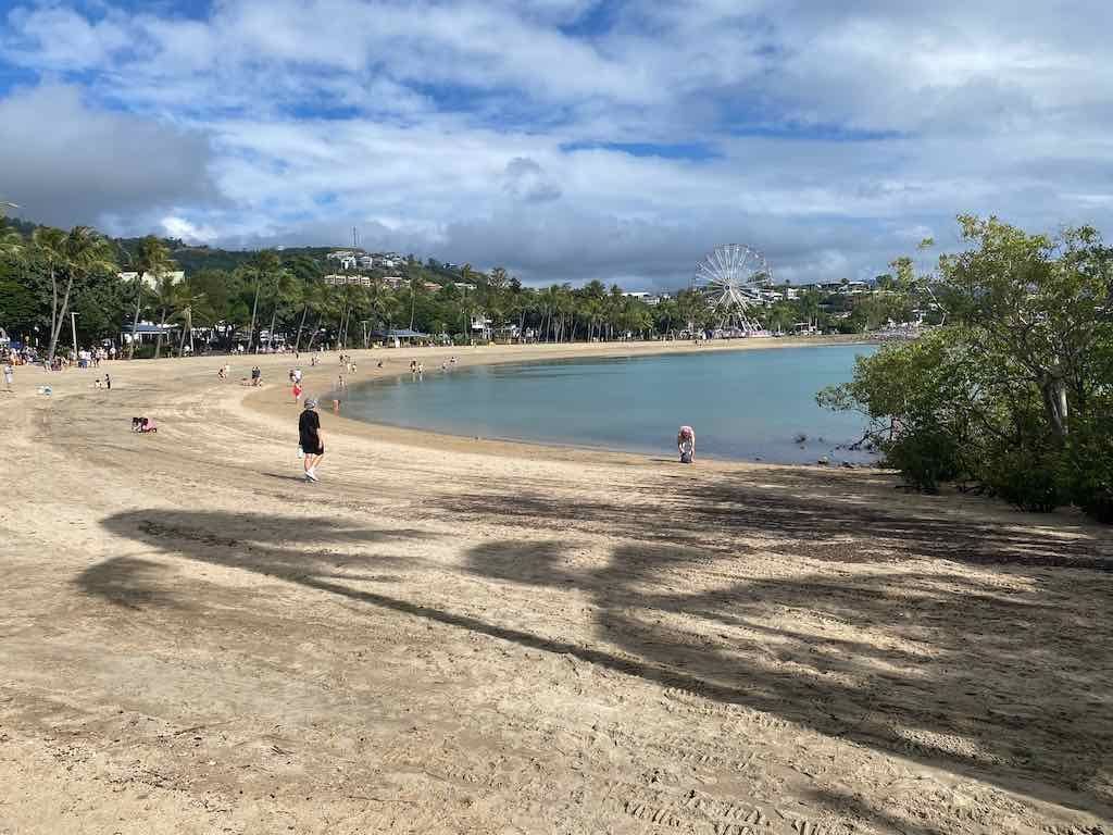 June 2026 : 10 Day Carinval Cruise - Cairns , Arlie Beach & Moreton Bay Island Image -6a54ae8fc7433
