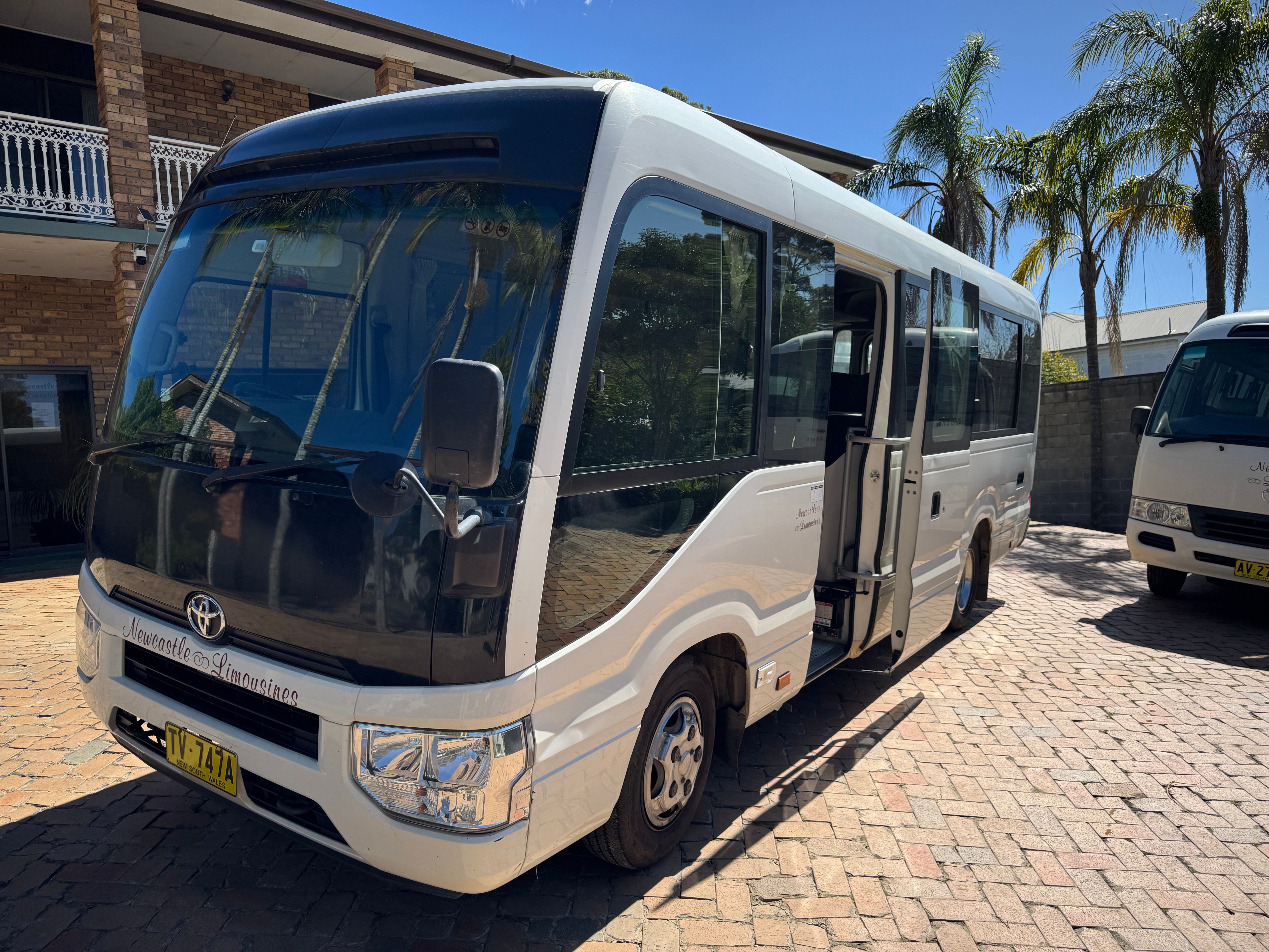 Hunter Valley 20 Passenger Seat Mini buses
