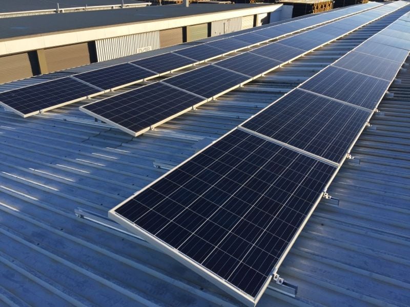 Commercial Solar Image -578f21138dd81