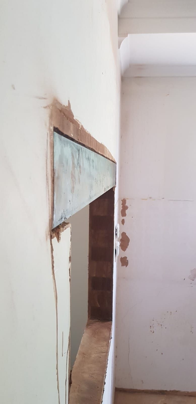 Concrete Cutting Image -5e28ff66c931a