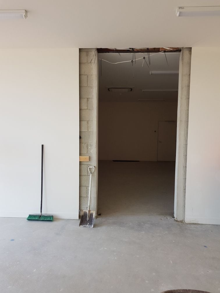 Concrete Cutting Image -5e290efcd0a2e