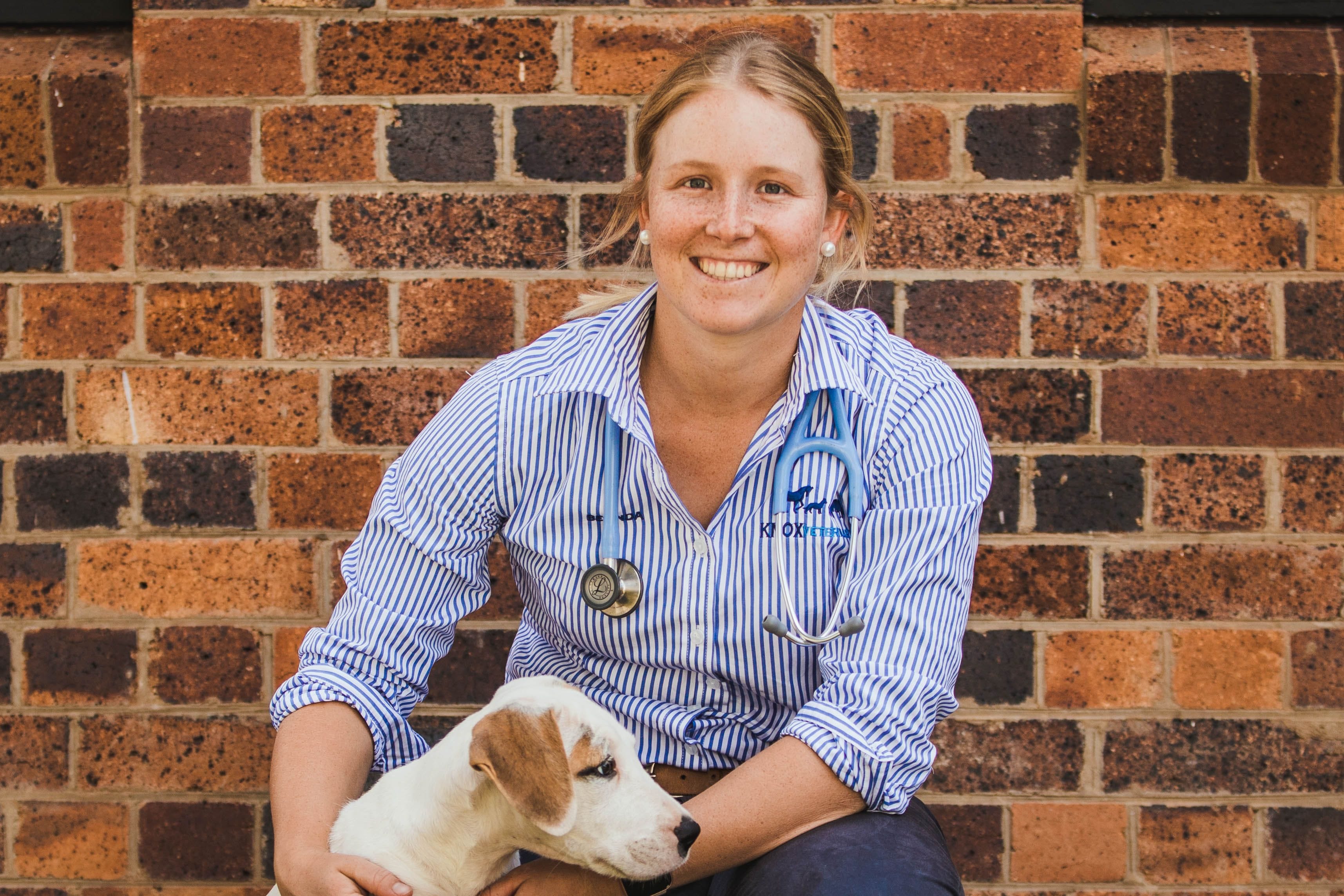 DR KRISTEN FREDERICKSON BVSC DR KRISTEN FREDERICKSON BVSC