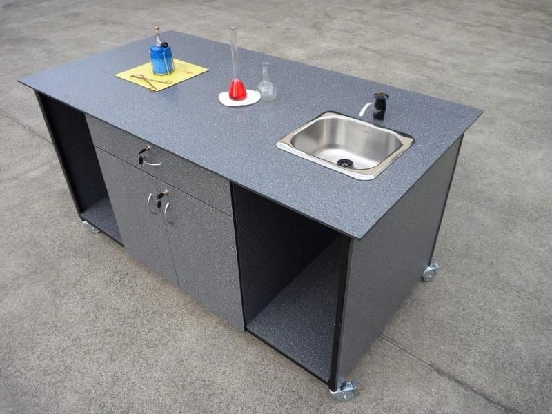Mobile Demonstration Bench Mobile Demonstration Bench