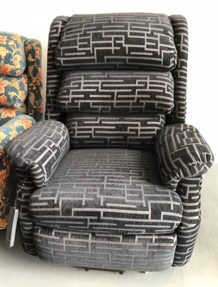 Upholstered Electric Chair lift Upholstered Electric Chair lift