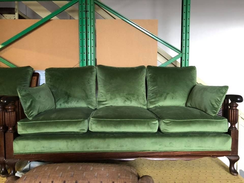 Reupholstered antique lounge Reupholstered antique lounge