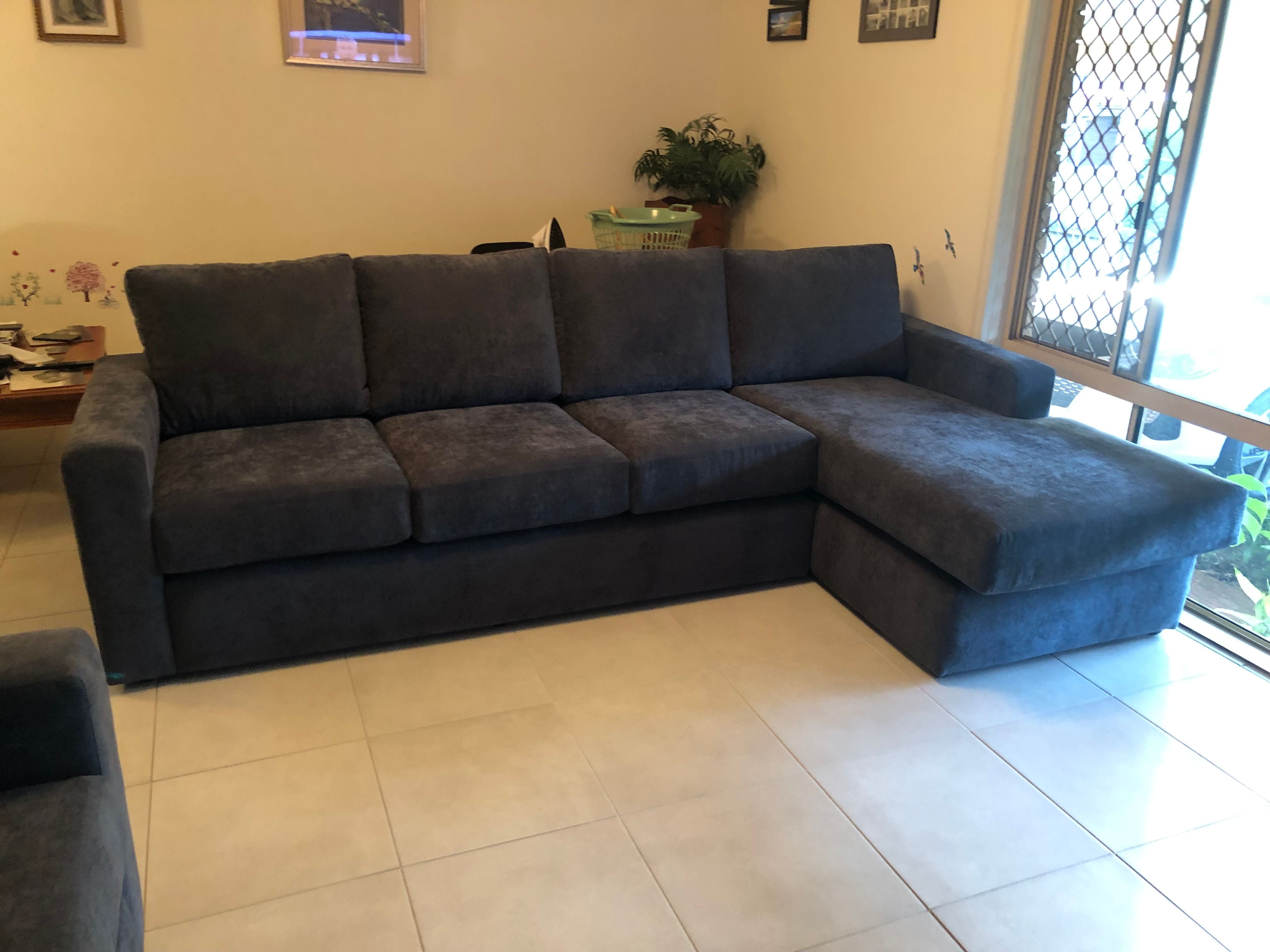 Corner Lounge LOUNGE SUITES - OCCASIONAL CHAIRS - OTTOMANS - BED HEADS Image -65b9b6f247ae2