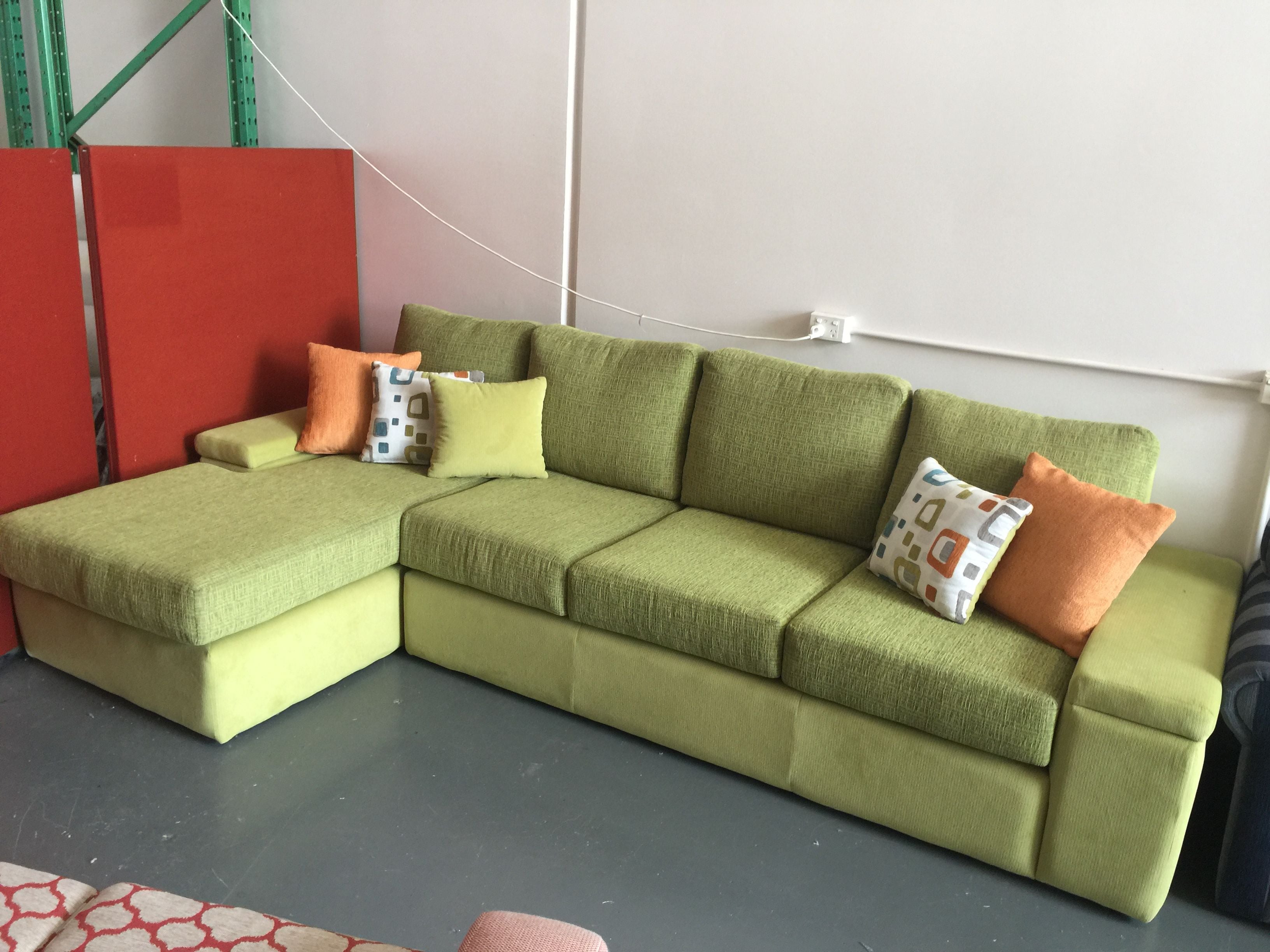 Green Corner Lounge LOUNGE SUITES - OCCASIONAL CHAIRS - OTTOMANS - BED HEADS Image -65b9b8780f9bf