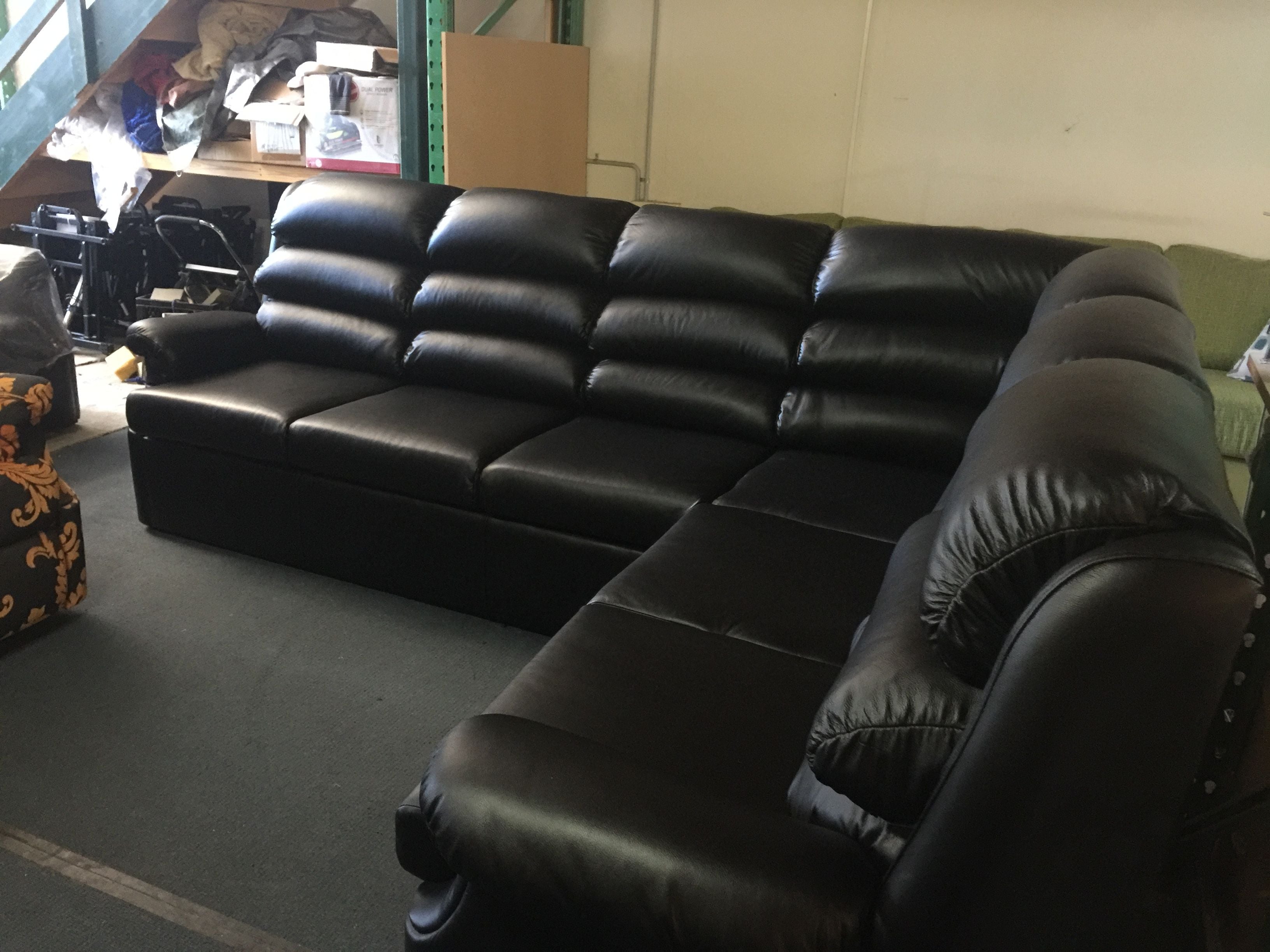 Floral Lounge LOUNGE SUITES - OCCASIONAL CHAIRS - OTTOMANS - BED HEADS Image -65b9b961e79ae