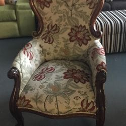 UPHOLSTERY & REUPHOLSTERY FURNITURE Image -65b9bfb87c351
