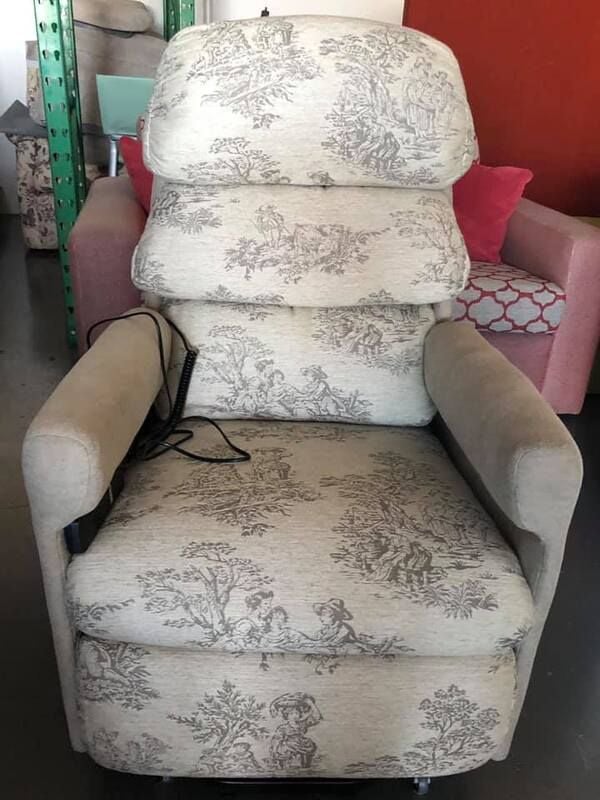 Slimline Lift Recliner Slimline Lift Recliner