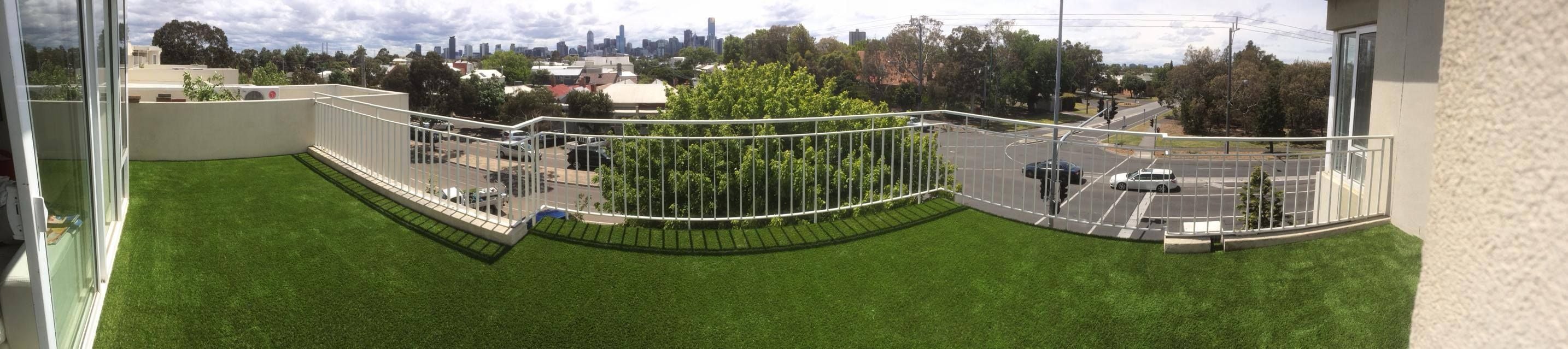 Artificial Turf Balconies Image -52da6f202e0f9