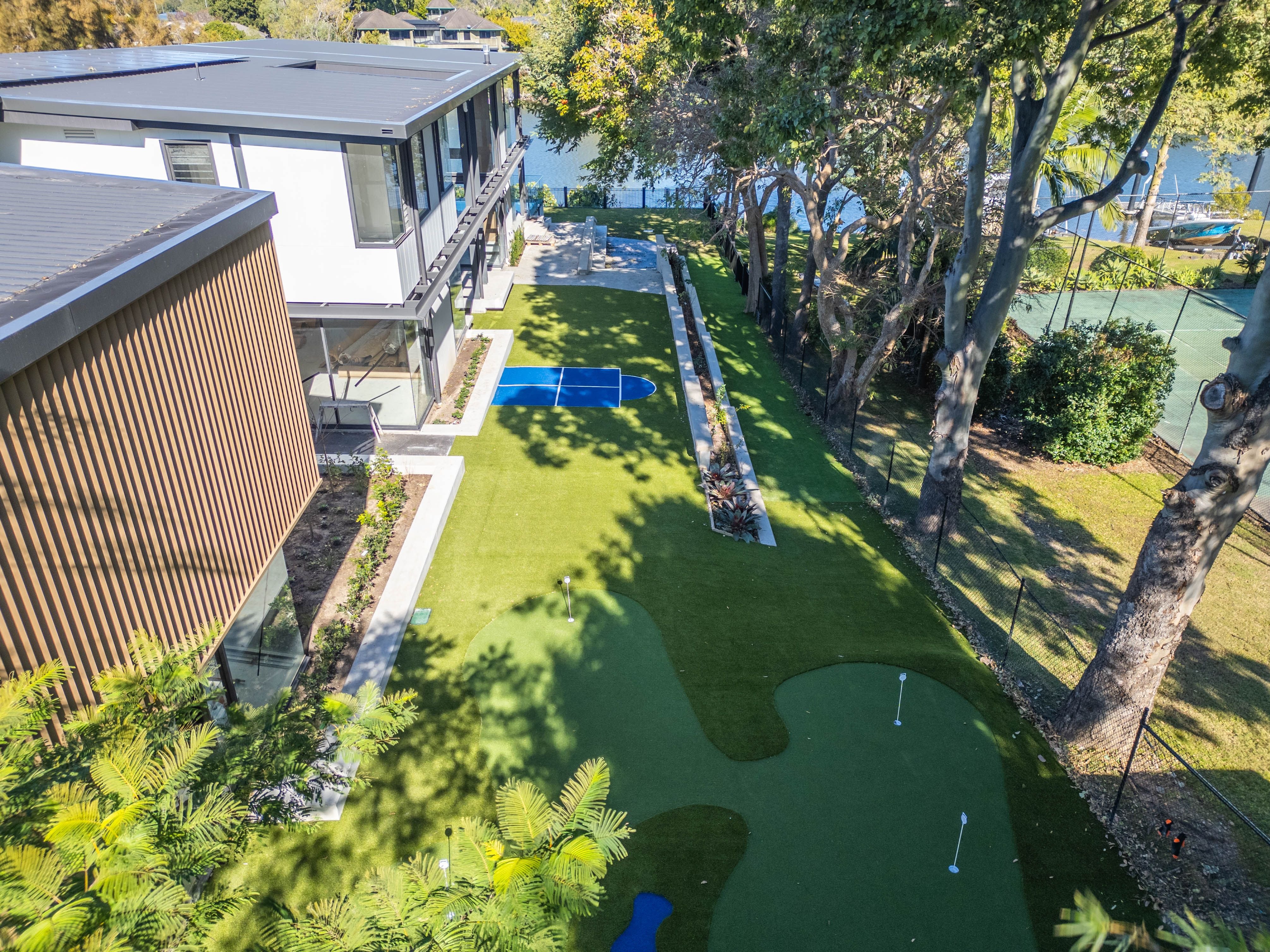 Benowa Gold Coast Image -6791deff7d7c8