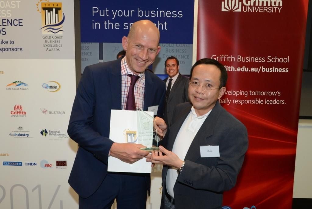 September 2014 Awards Presentation sponsored by Griffith University Image -542dd15fa14d9