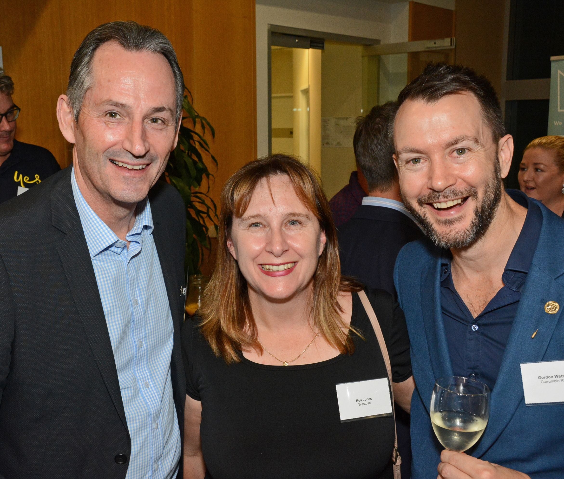 October 2017 Awards hosted by OntheNet Image -59f575d0681f6