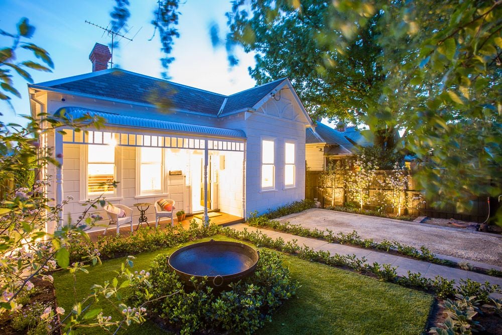 Red Paver bricks Bricks Gallery Image -5761f8dbf0d18