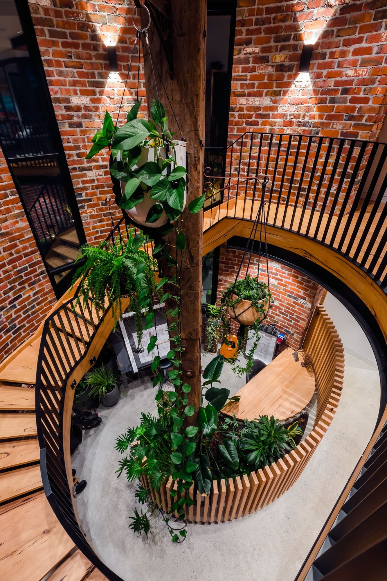 Herbert St Mornington - Red Blue Clinkers Image -63e1dcdbee030