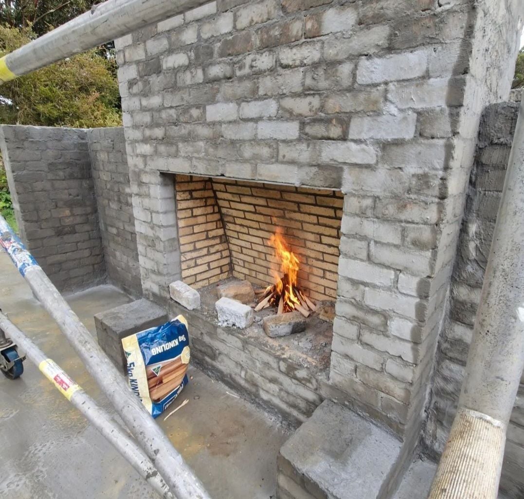 Builder's Bricks Builder's Bricks - Solid Common Bricks