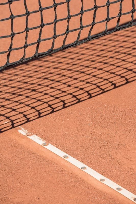 Tennis ed porous crushed brick