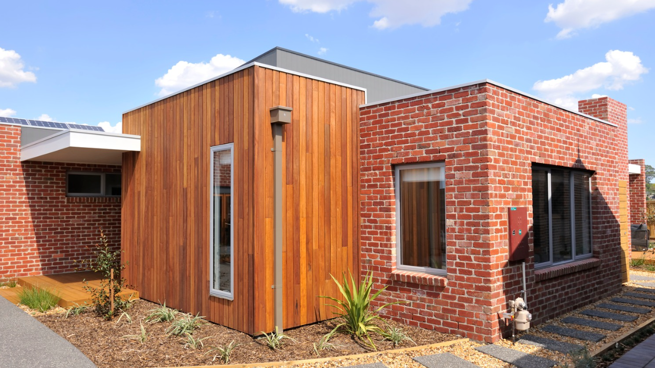 This architectural masterpiece in Melbourne utilises the EcoGroup A Grade Face Red Recycled Bricks. 