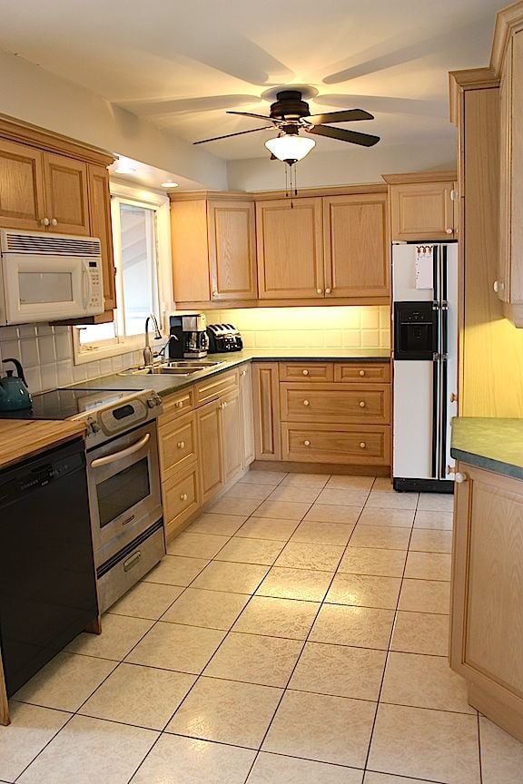 Concession 8 - Addition and Renovation (Before) Image -615c88df52962