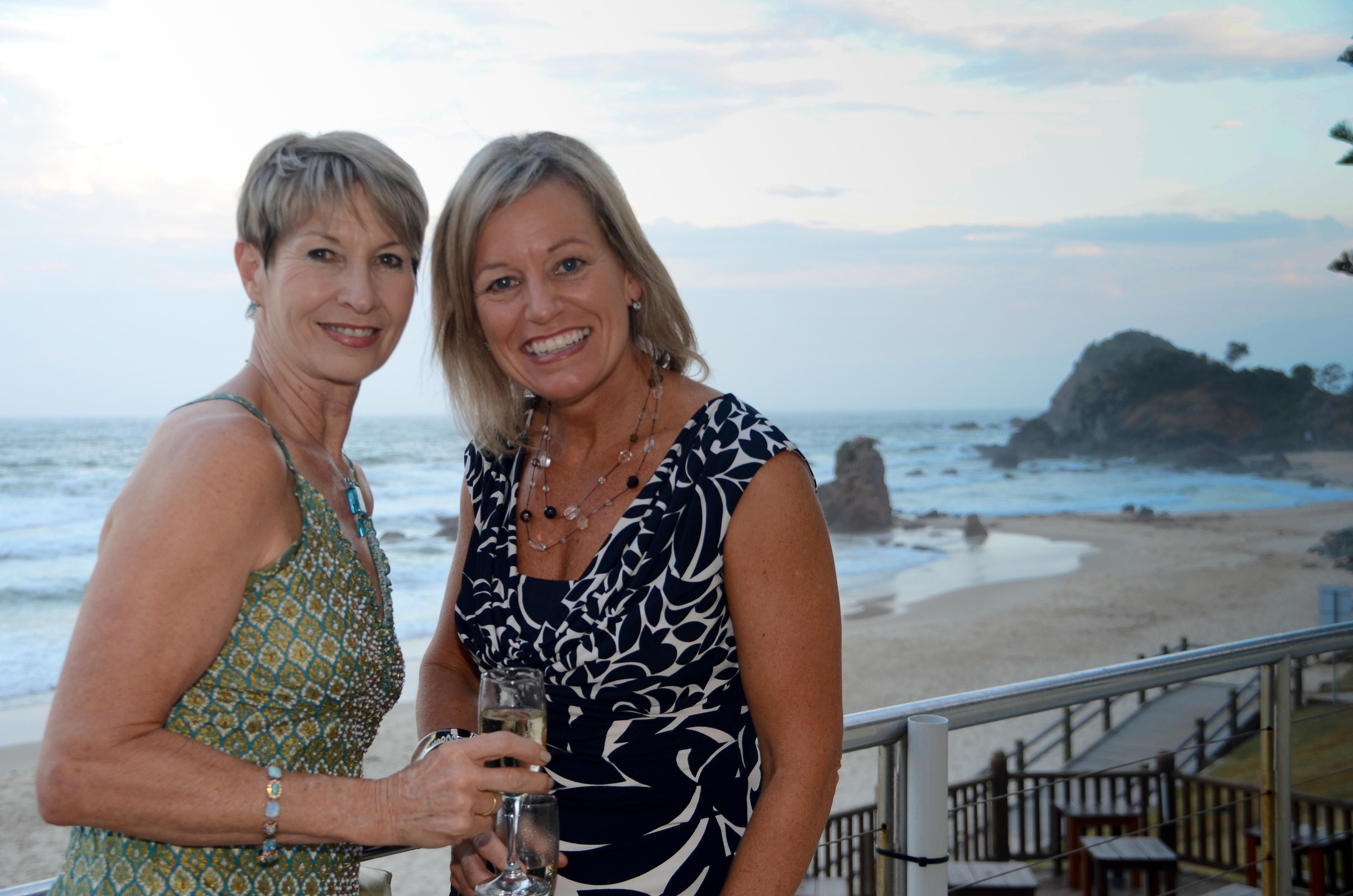 HBWN 15th Birthday Celebration November 2014 Image -5510acb54127d