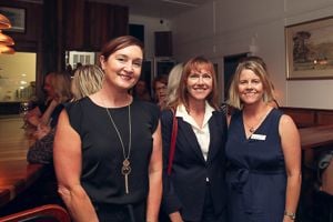 2019 Networking Cocktail Event Image -5cceab0eb6821