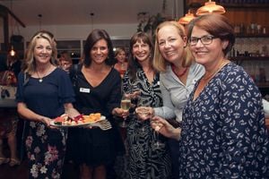 2019 Networking Cocktail Event Image -5cceab0f7d2a2