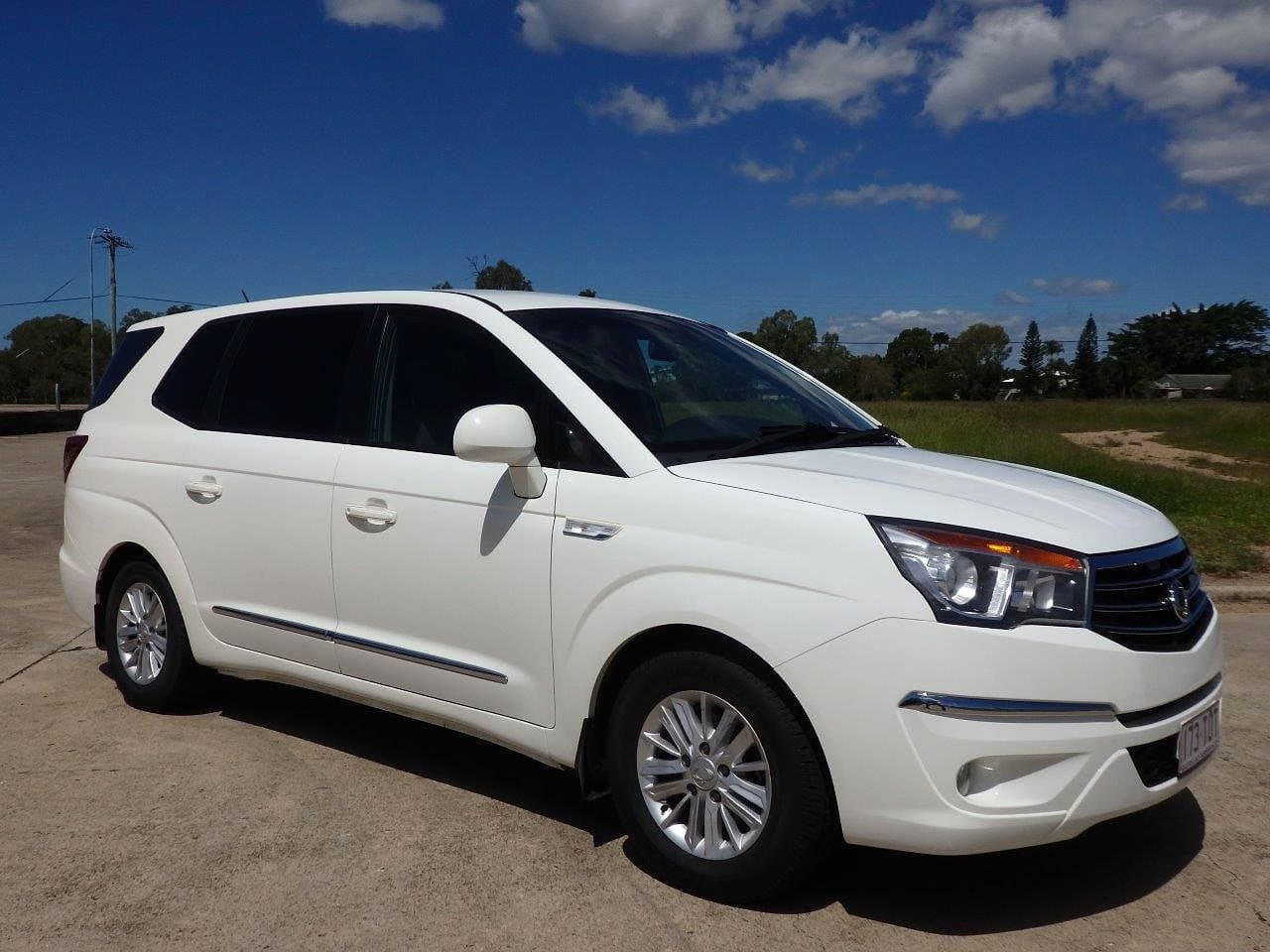 One way rental vehicles cairns