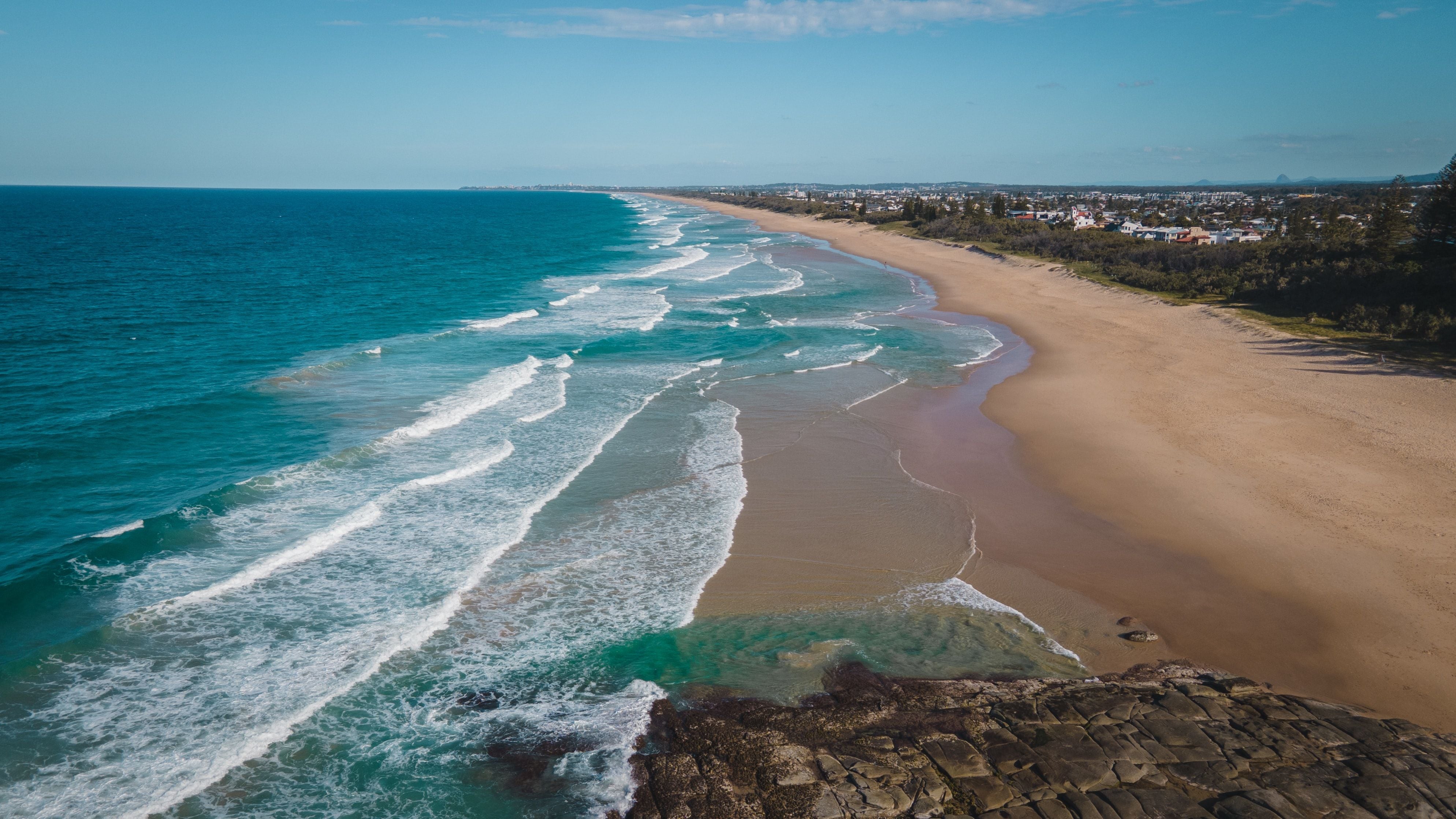 hire a car in north queensland