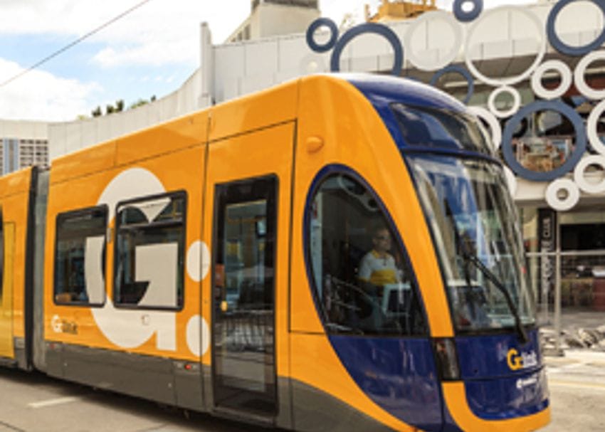 10,000 LOCALS RALLY BEHIND LIGHT RAIL PETITION