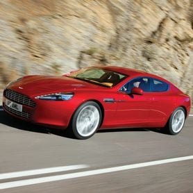 ASTON MARTIN RAPIDE ON THE MOVE