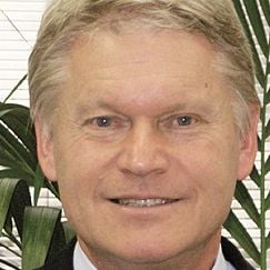 BUDGET'S AIR TRAVEL HIKE A BLOW FOR GOLD COAST TOURISM