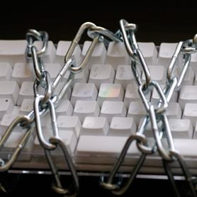 HACKERS PUT WEB SECURITY IN SPOTLIGHT
