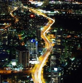 TURNBULL'S VIEWS ON CREATING AN 'URBAN' GOLD COAST