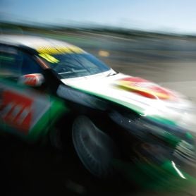 V8 SUPERCARS GIVE THE US A REV
