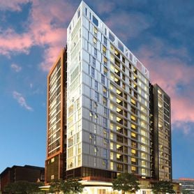 DEVINE GOES SOHO IN THE VALLEY