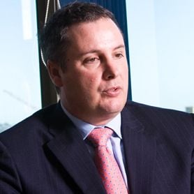 MIXED QUARTERLY RESULTS FOR ARROW