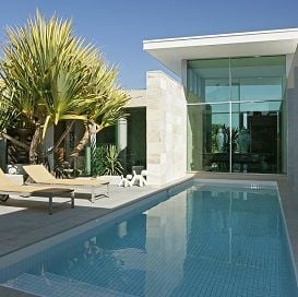 POOLWERX SPLASHES OUT