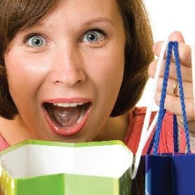 RETAIL SPENDING GROWING