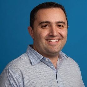 WHY BUSINESS MUST EMBRACE MOBILE PLATFORMS