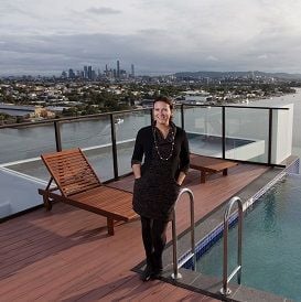 PORTSIDE WHARF LURES INTERSTATE INVESTORS