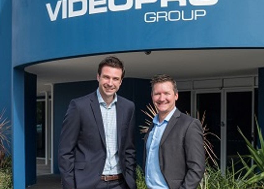 EXECUTIVES TAKE A SLICE OF VIDEOPRO