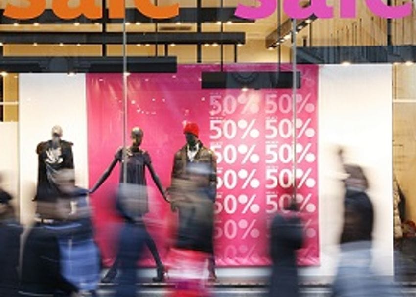 RETAIL MOMENTUM COULD HIT THE WALL IN 2016