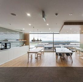SYDNEY AIRPORT SCORES NEW BUSINESS CENTRE