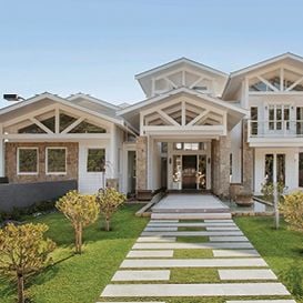 GOLD COAST'S HOUSE OF THE YEAR: WATERSIDE BLISS