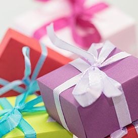 SURVEY PREDICTS THE BULK OF SANTA'S BILLIONS FOR KIDS