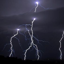 FOUR WAYS YOU SHOULD PROTECT YOUR IT SYSTEMS FROM EXTREME WEATHER